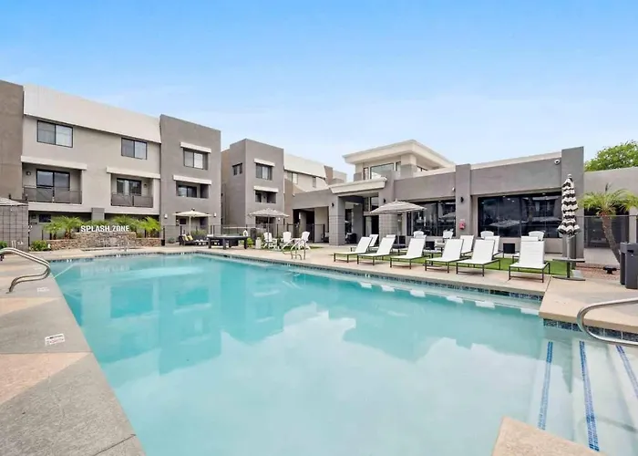 Cozysuites - Westgate With Pool 06 Glendale