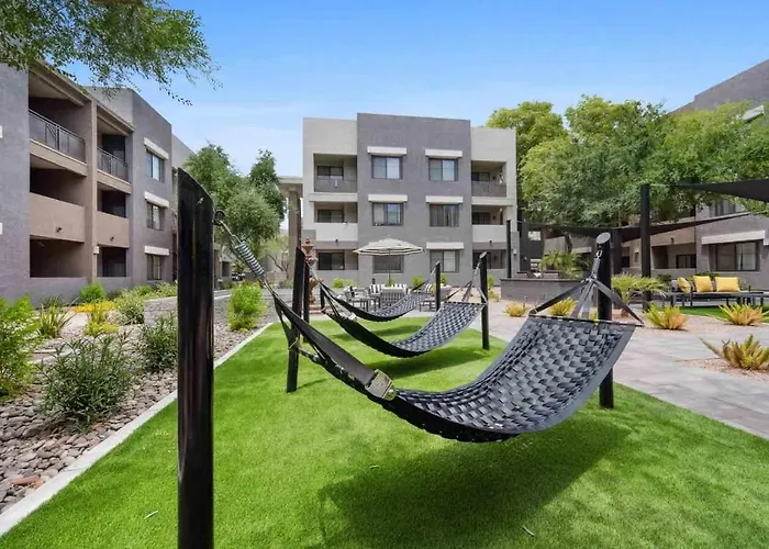 Cozysuites - Westgate With Pool 06 Apartment *